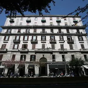 Napoli Suite Bed & Breakfast